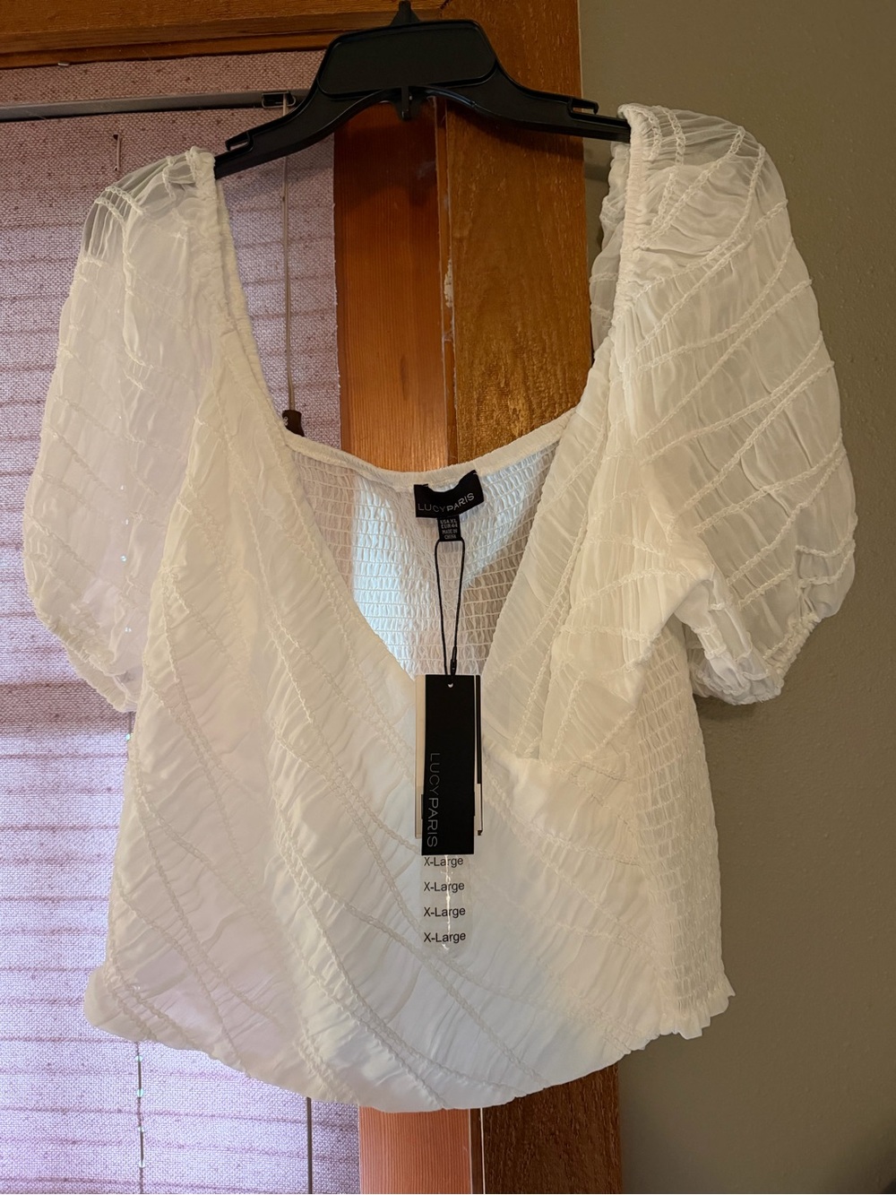 Lucy Paris White Puff-Sleeve V-Neck Textured Crop Blouse